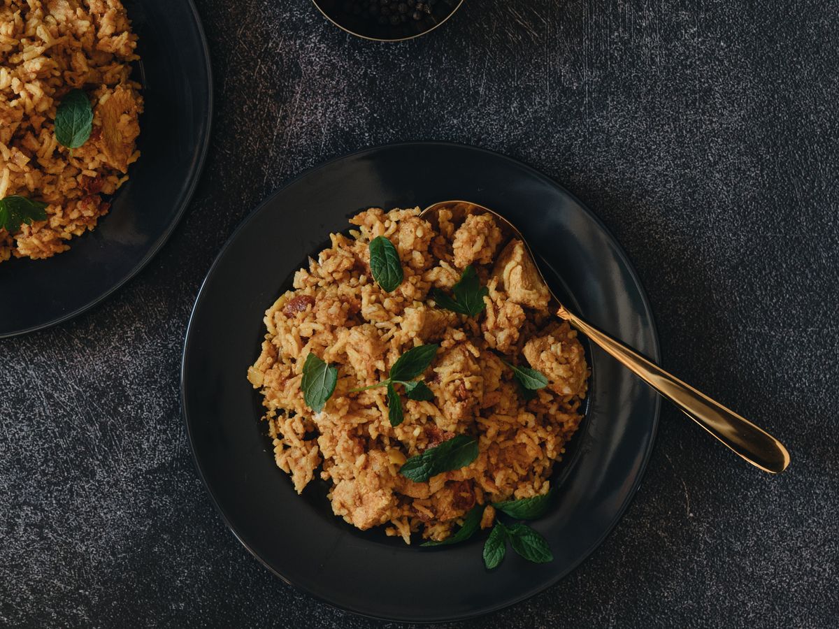Hyderabadi Chicken Dum Biryani